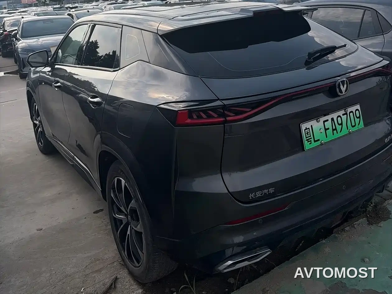 Changan UNI-Z New Energy 2024 Blue Whale iDD 125km Surpassing Edition — фото 9