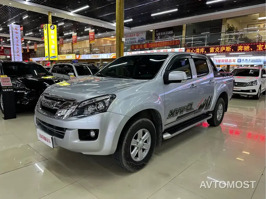 Isuzu Lingtuo 2020 2.5T 2WD Automatic Flagship Edition China VI JE4D25Q6A