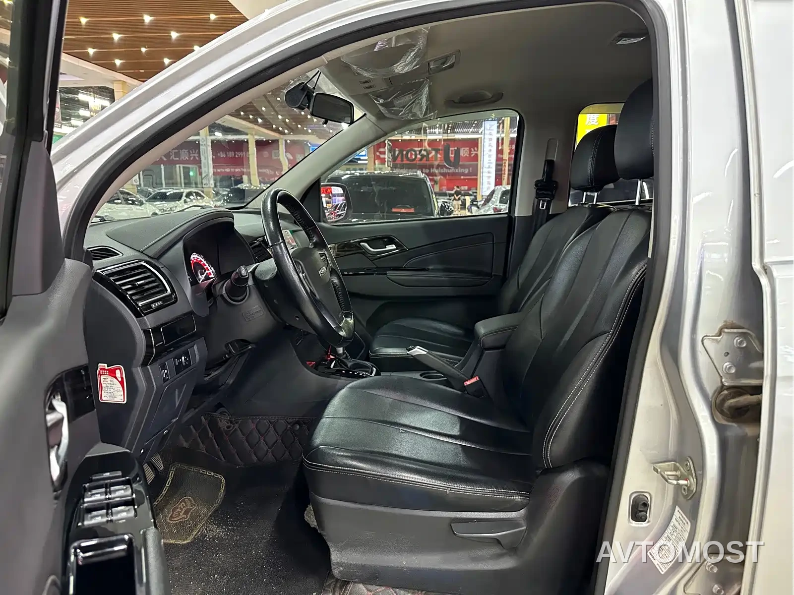 Isuzu Lingtuo 2020 2.5T 2WD Automatic Flagship Edition China VI JE4D25Q6A — фото 4