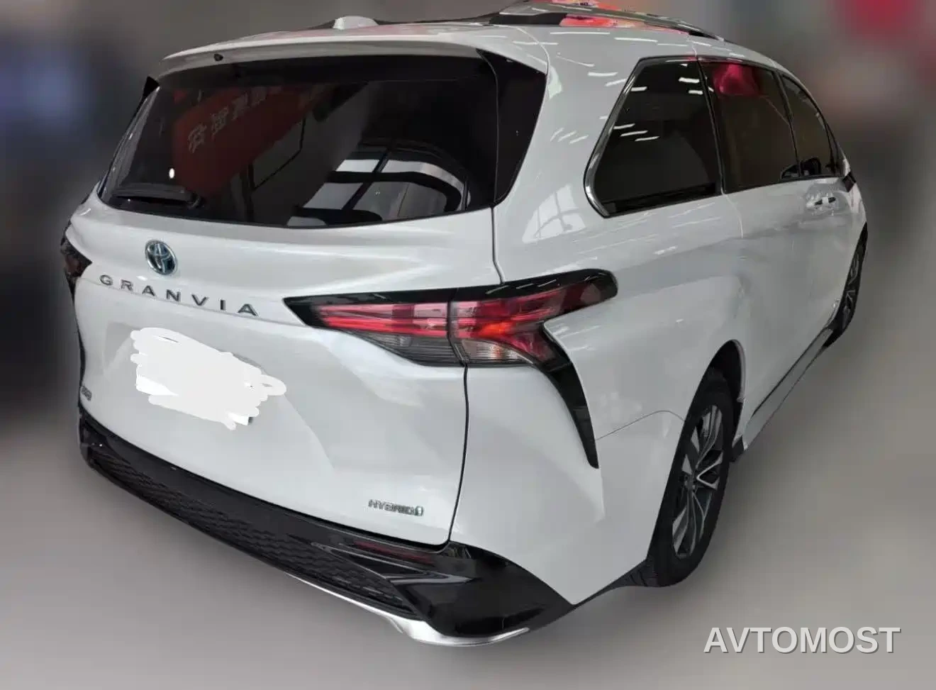 Toyota Granvia 2024 2.5L Hybrid Luxury — фото 7