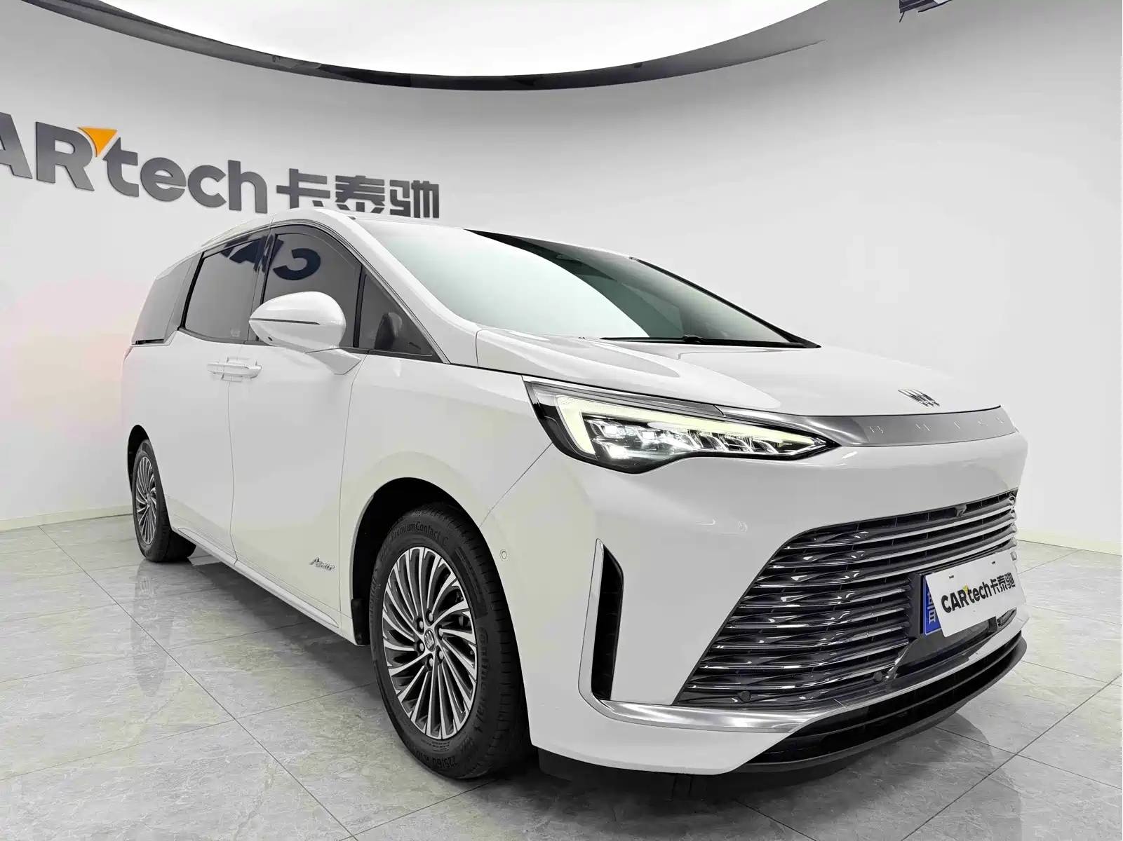 Buick Century 2023 2.0T 7-seater Premium — фото 3