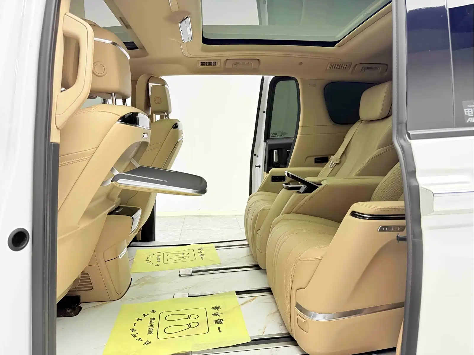 Buick Century 2023 2.0T 7-seater Premium — фото 9