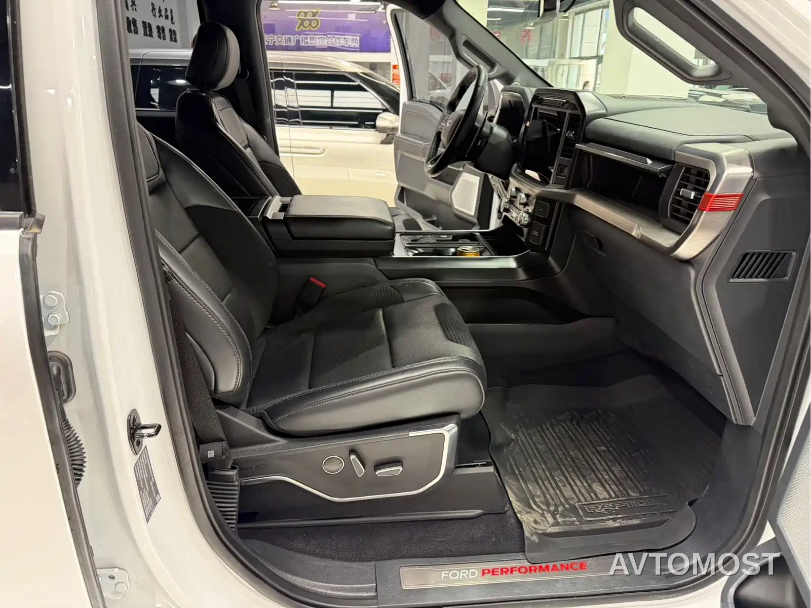 Ford F-150 Raptor 2023 3.5T Raptor — фото 10