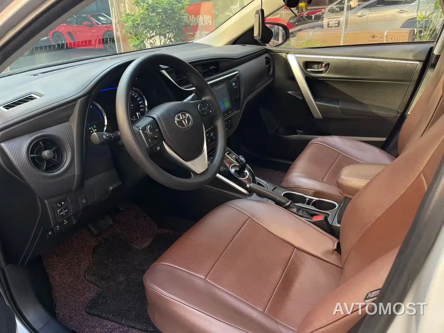 Toyota Levin Twin Engine E+ 2019 1.8PH GS E-CVT Elite Edition — фото 6