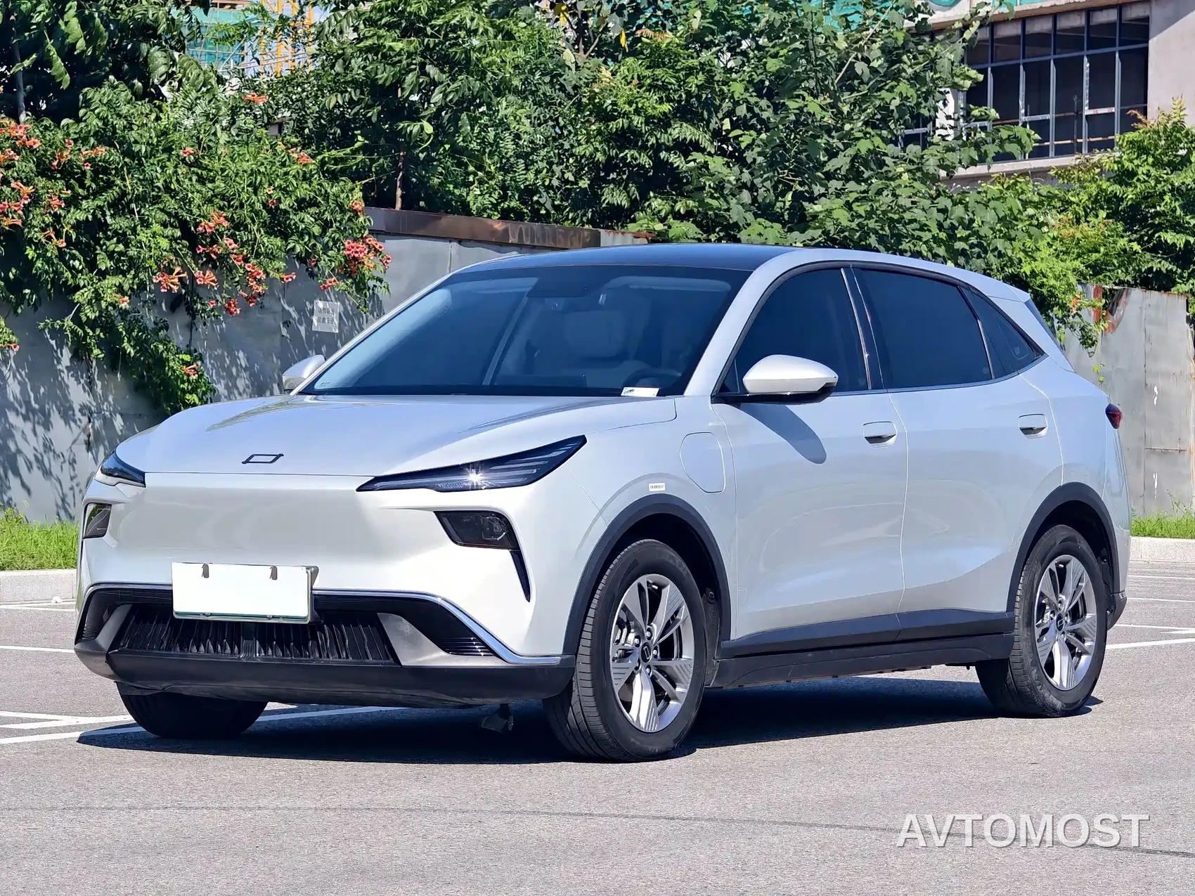 Besturn Yueyi 03 2025 Model 565km Enjoy Edition — фото 1