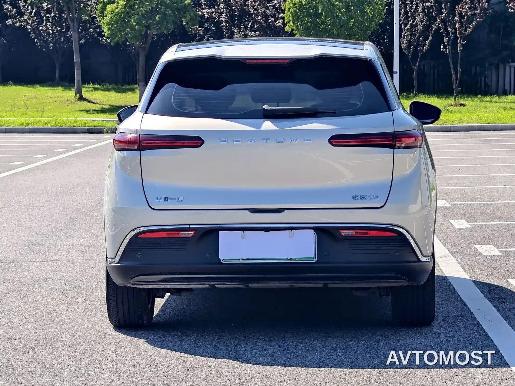 Besturn Yueyi 03 2025 Model 565km Enjoy Edition — фото 7