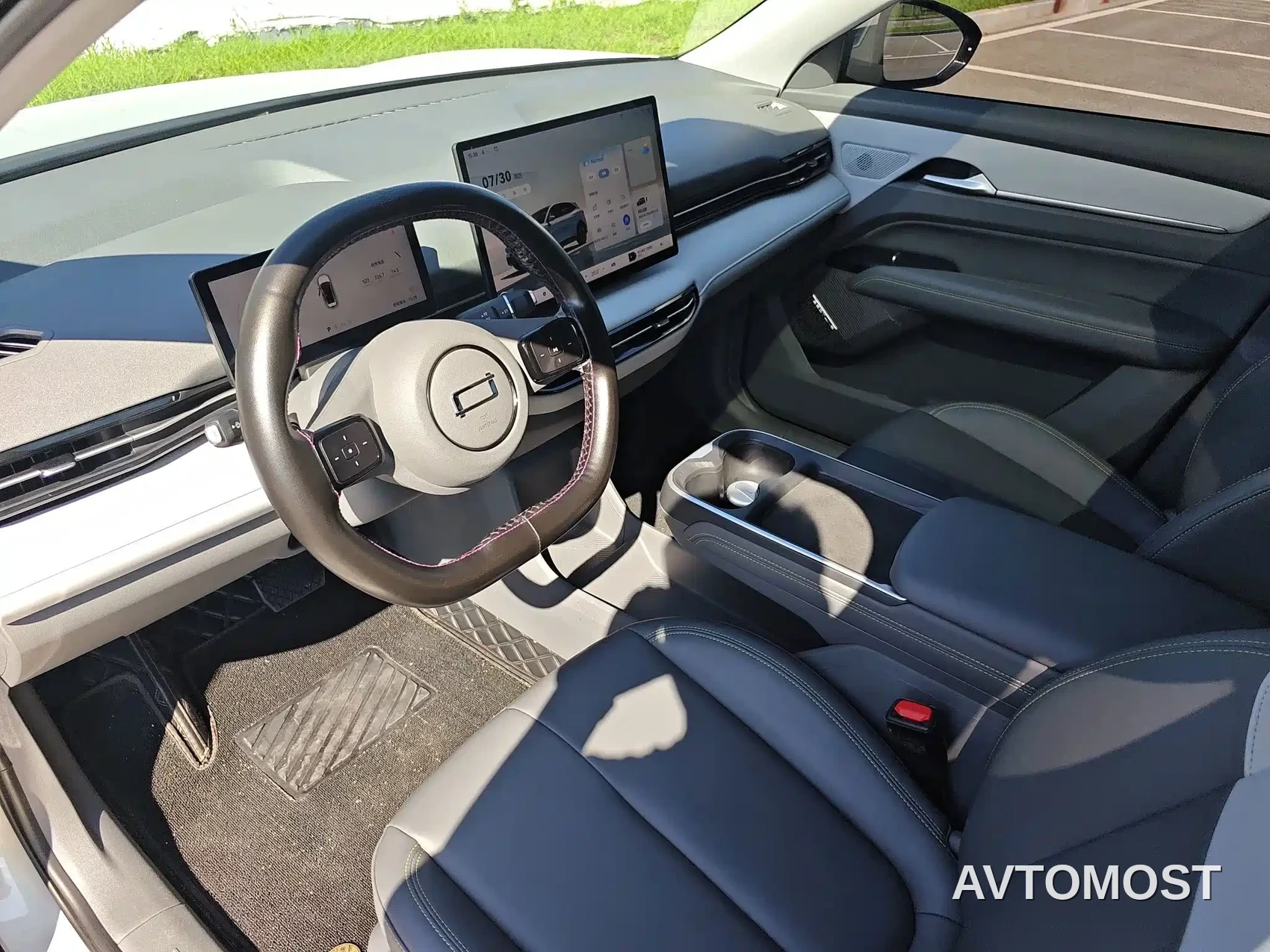 Besturn Yueyi 03 2025 Model 565km Enjoy Edition — фото 11