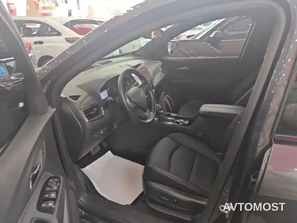 Chevrolet Equinox 2022 Mild Hybrid 550T RS Intelligent Expansion Edition — фото 12