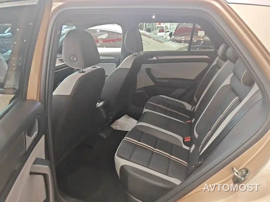 Volkswagen T-ROC 2023 300TSI DSG 2WD Dawn Edition — фото 17