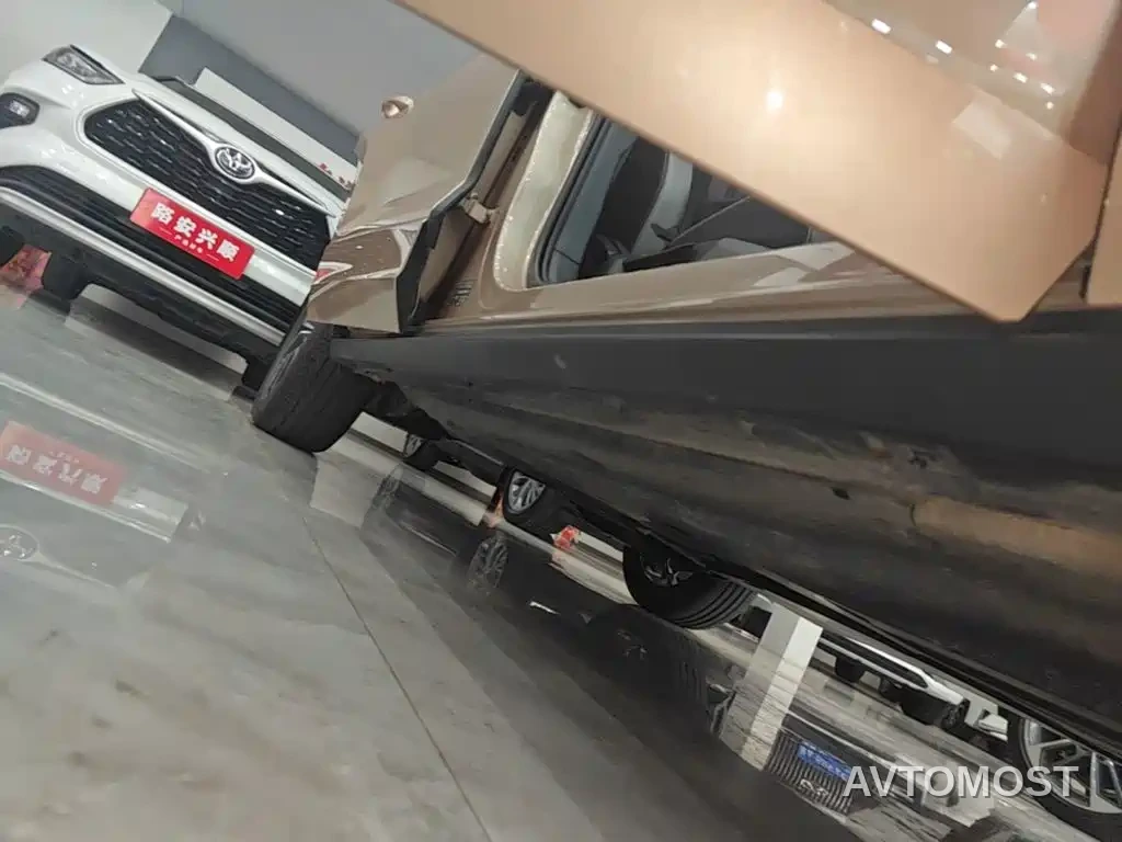 Volkswagen T-ROC 2023 300TSI DSG 2WD Dawn Edition — фото 21