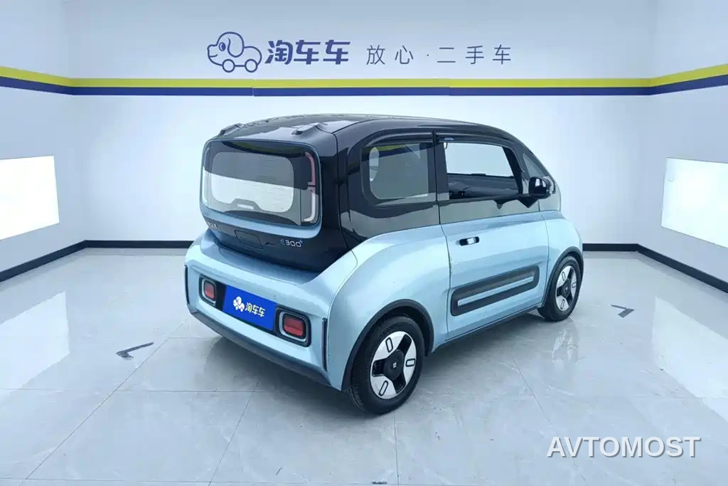 Baojun E300 2020 Plus Stellar Smart Fun Edition — фото 3