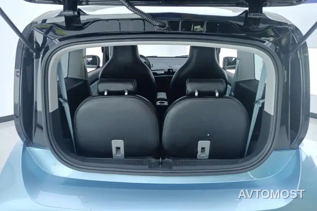 Baojun E300 2020 Plus Stellar Smart Fun Edition — фото 4