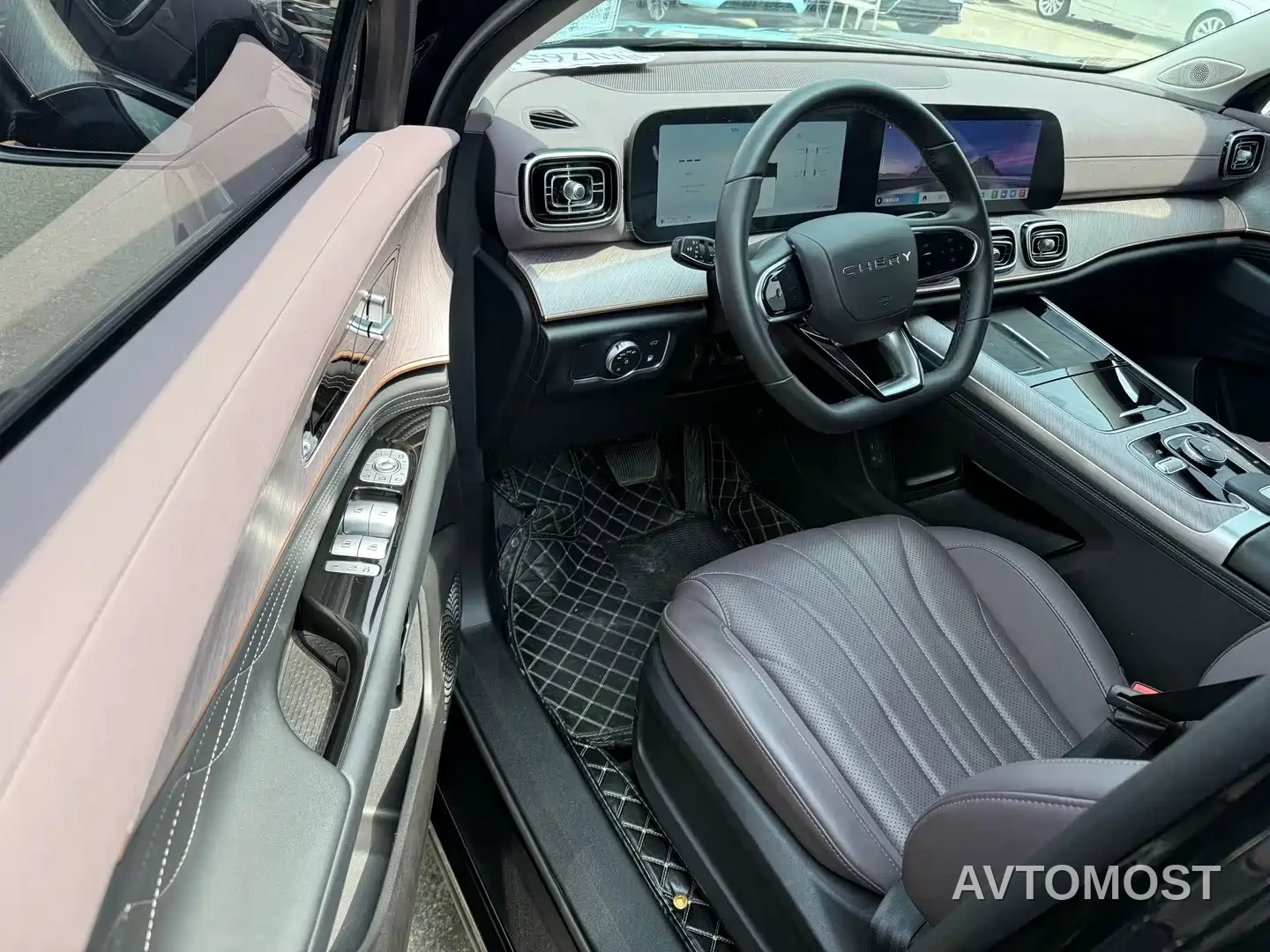 Chery Tiggo 9 C-DM 2025 1.5T 106KM Comfort Edition 7-Seater LFP — фото 8
