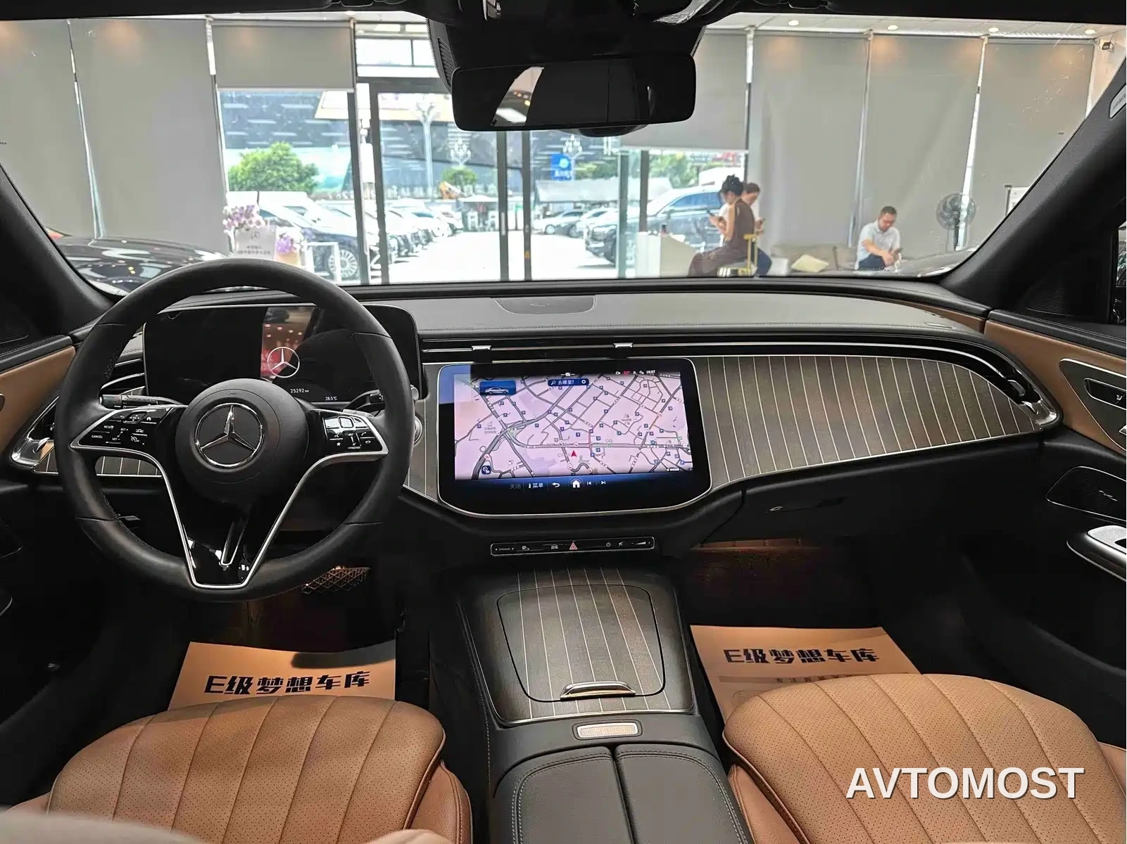 Mercedes-Benz E-Class 2024 E 300 L Fashion — фото 11