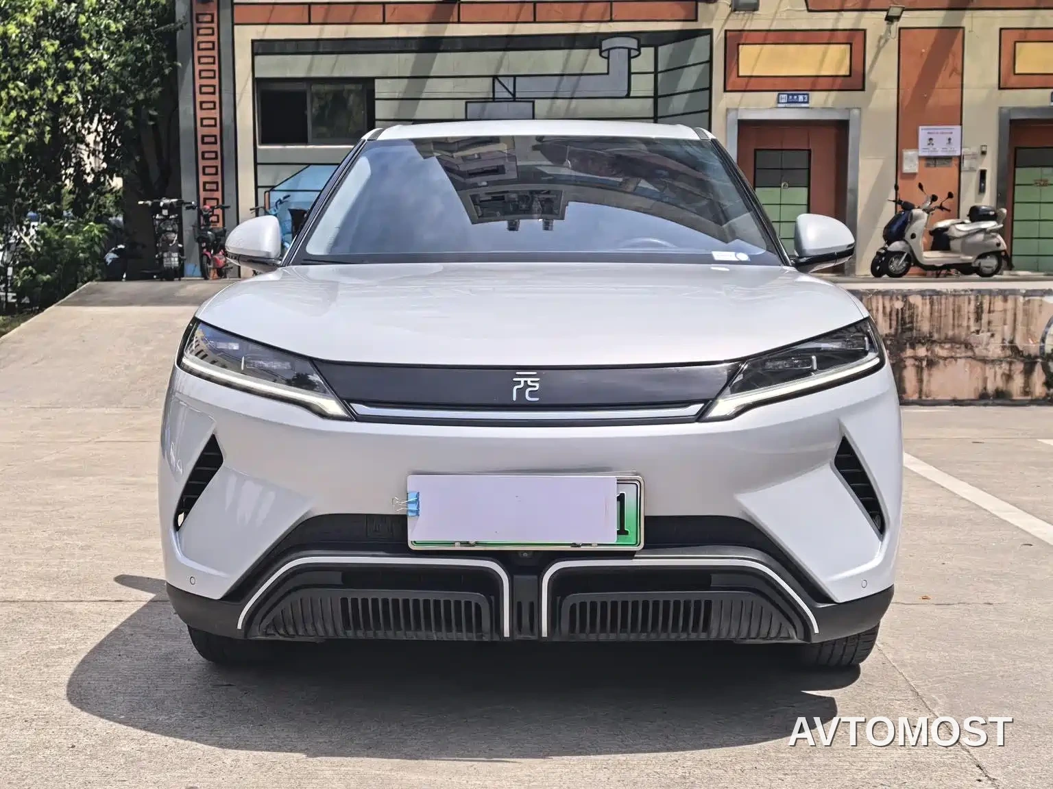 BYD Yuan UP 2024 401KM Leading Edition — фото 2