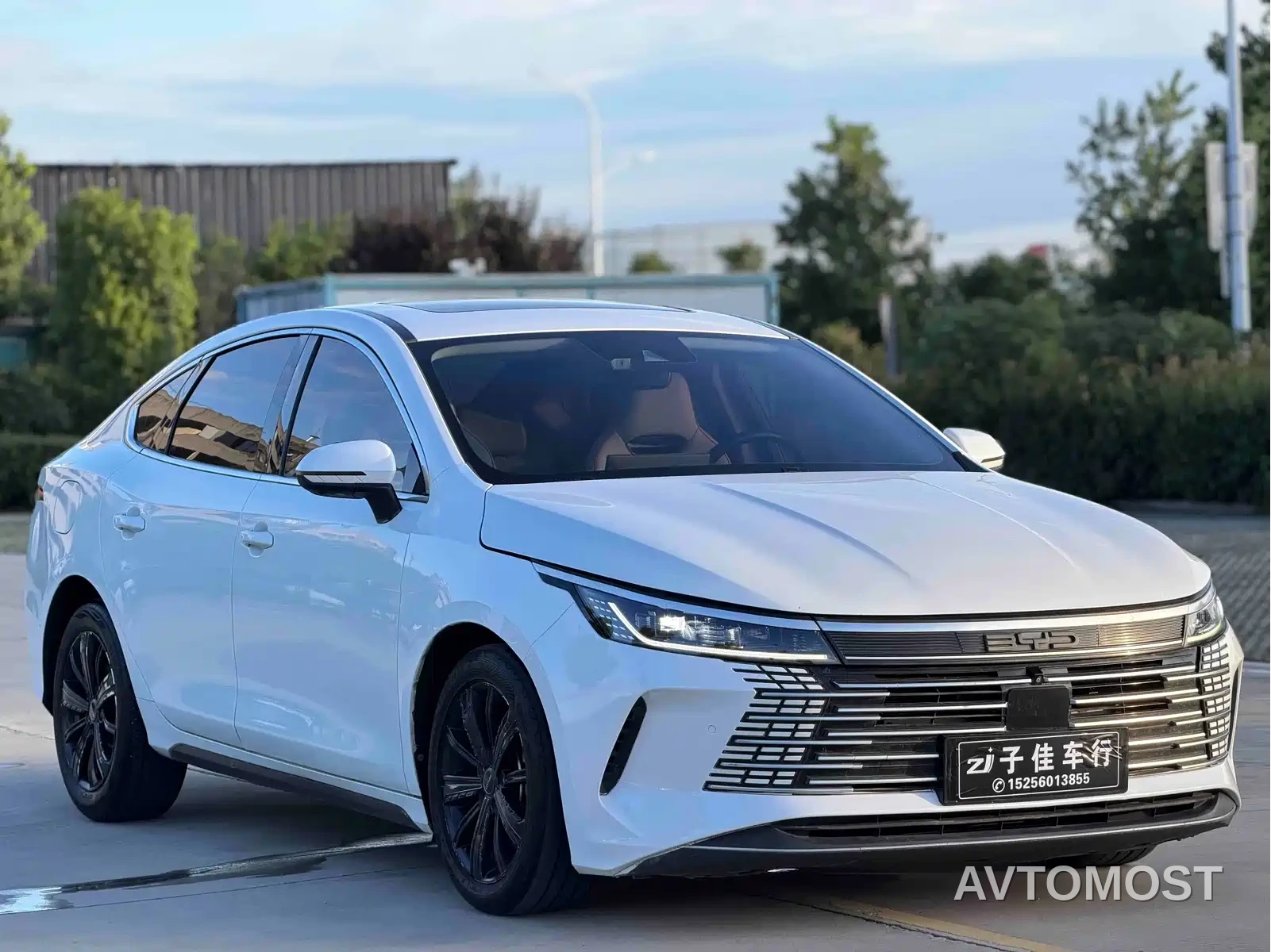 BYD Destroyer 05 2022 DM-i 55KM Premium — фото 3
