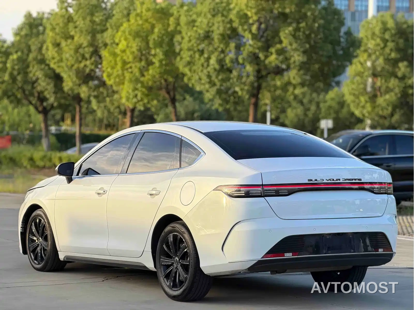 BYD Destroyer 05 2022 DM-i 55KM Premium — фото 5