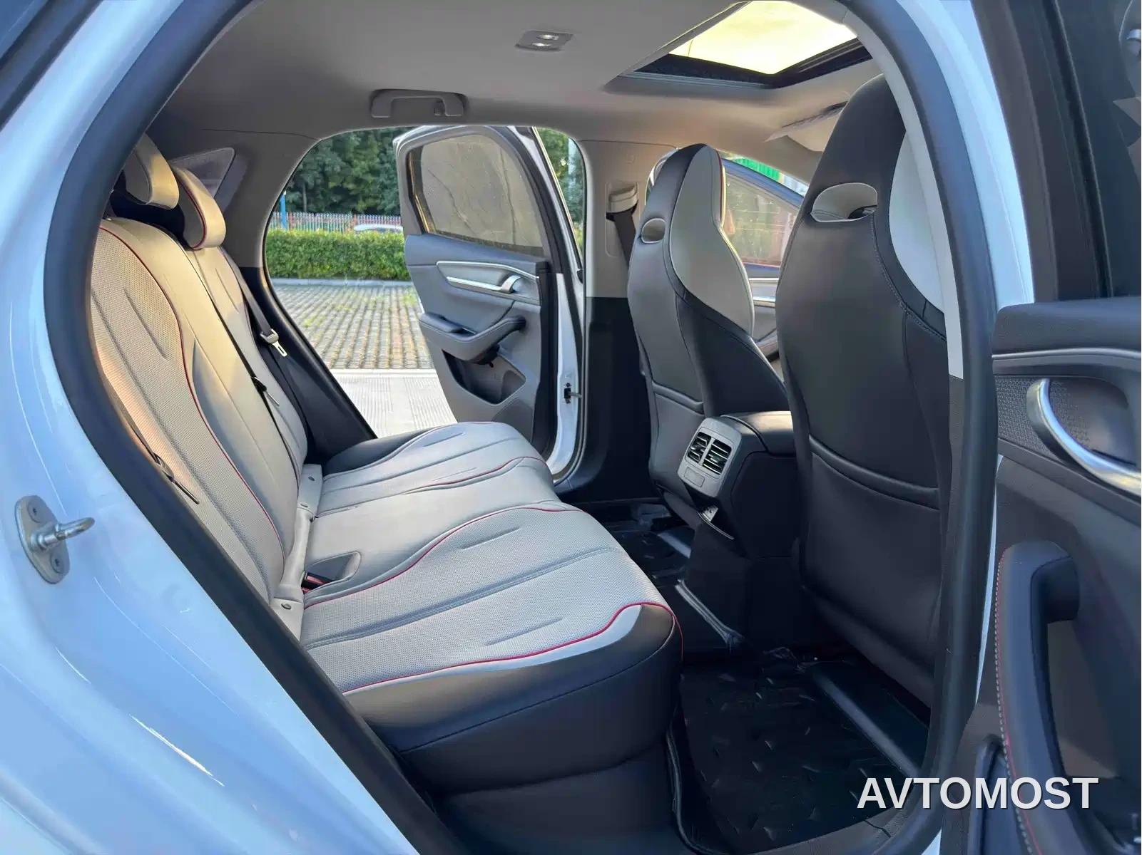 BYD Destroyer 05 2022 DM-i 55KM Premium — фото 10