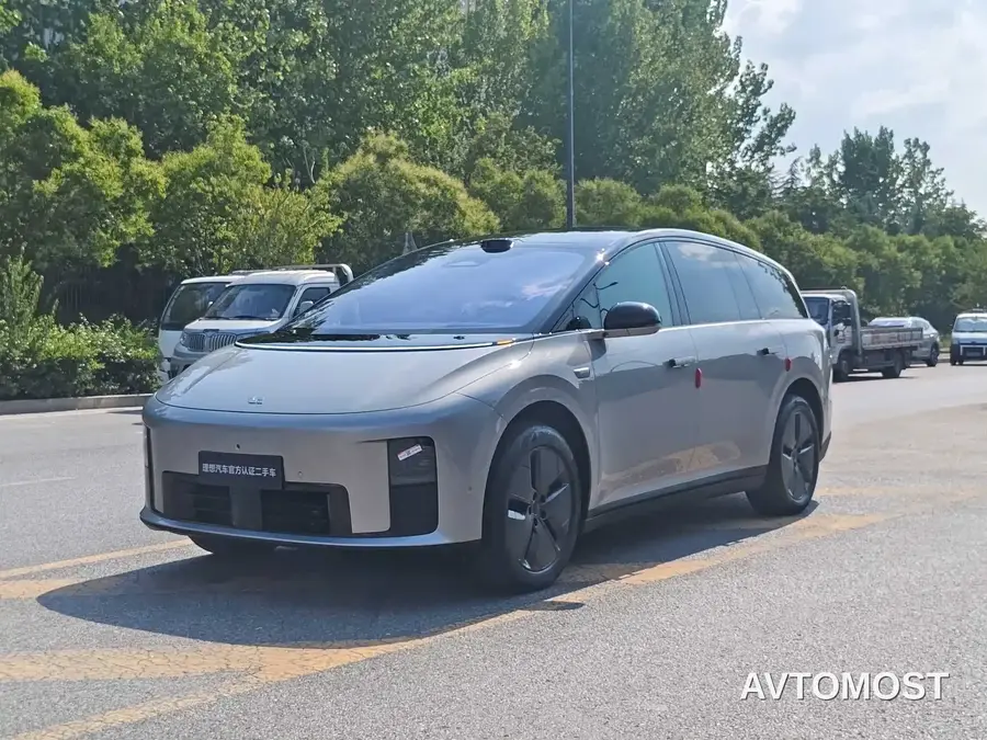 Li i8 2025 Standard Edition