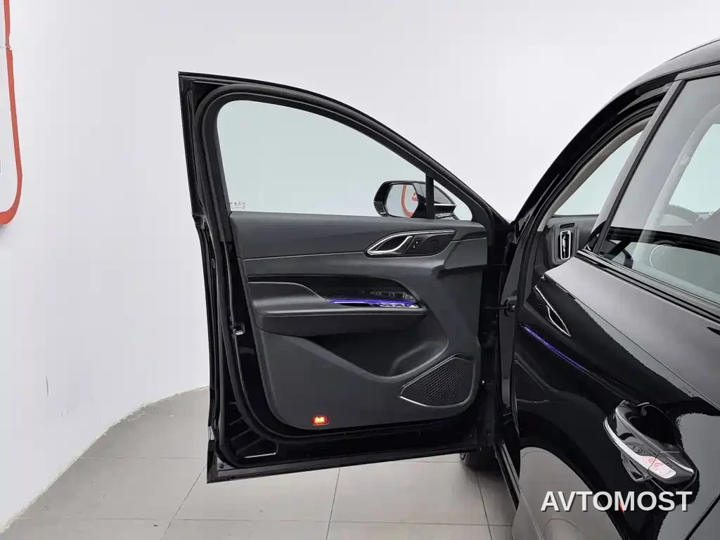 Hongqi HS3 PHEV 2024 PHEV 115km Power Edition — фото 6