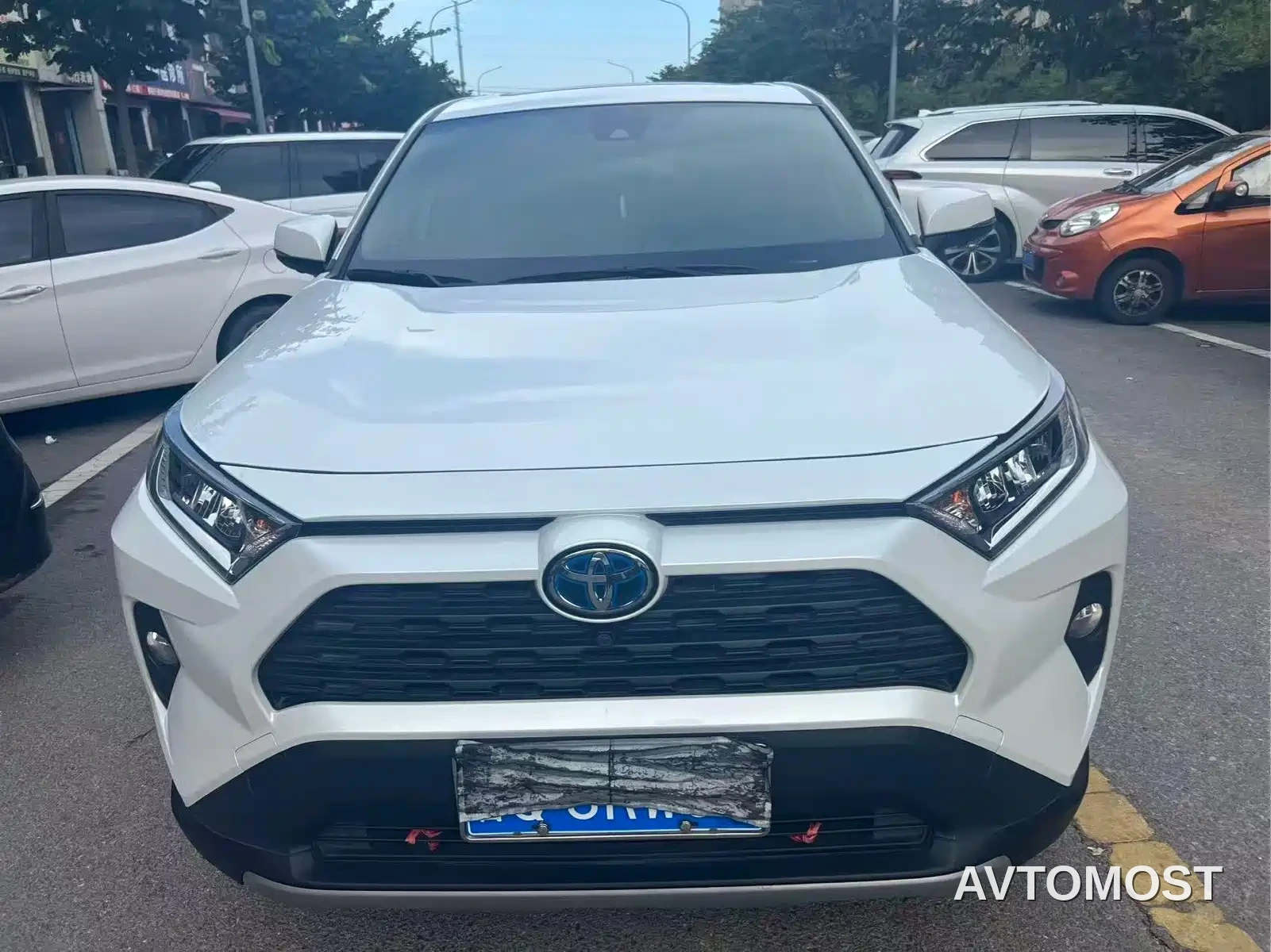 Toyota RAV4 Rongfang Dual Engine E+ 2021 2.5L 2WD Elite Pro — фото 2