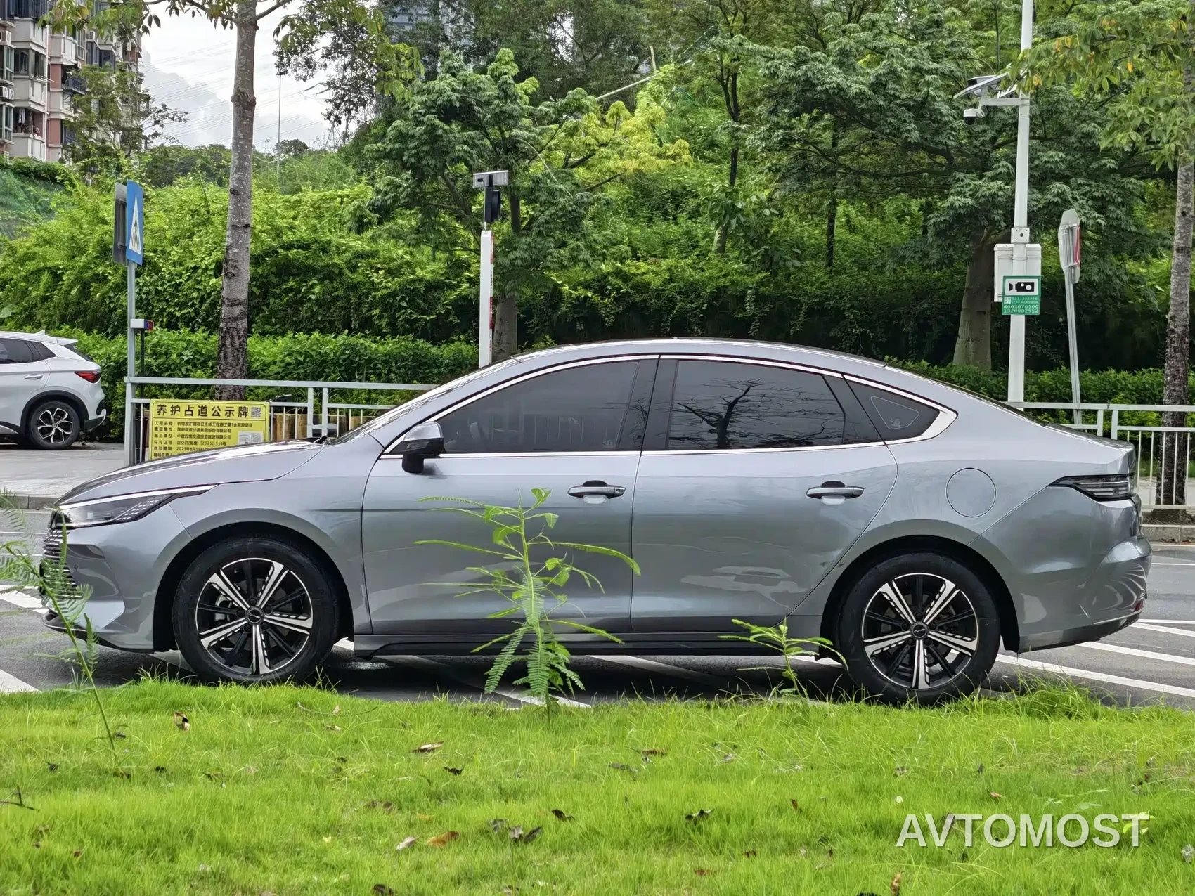 BYD Destroyer 05 2022 DM-i 55KM Premium — фото 4