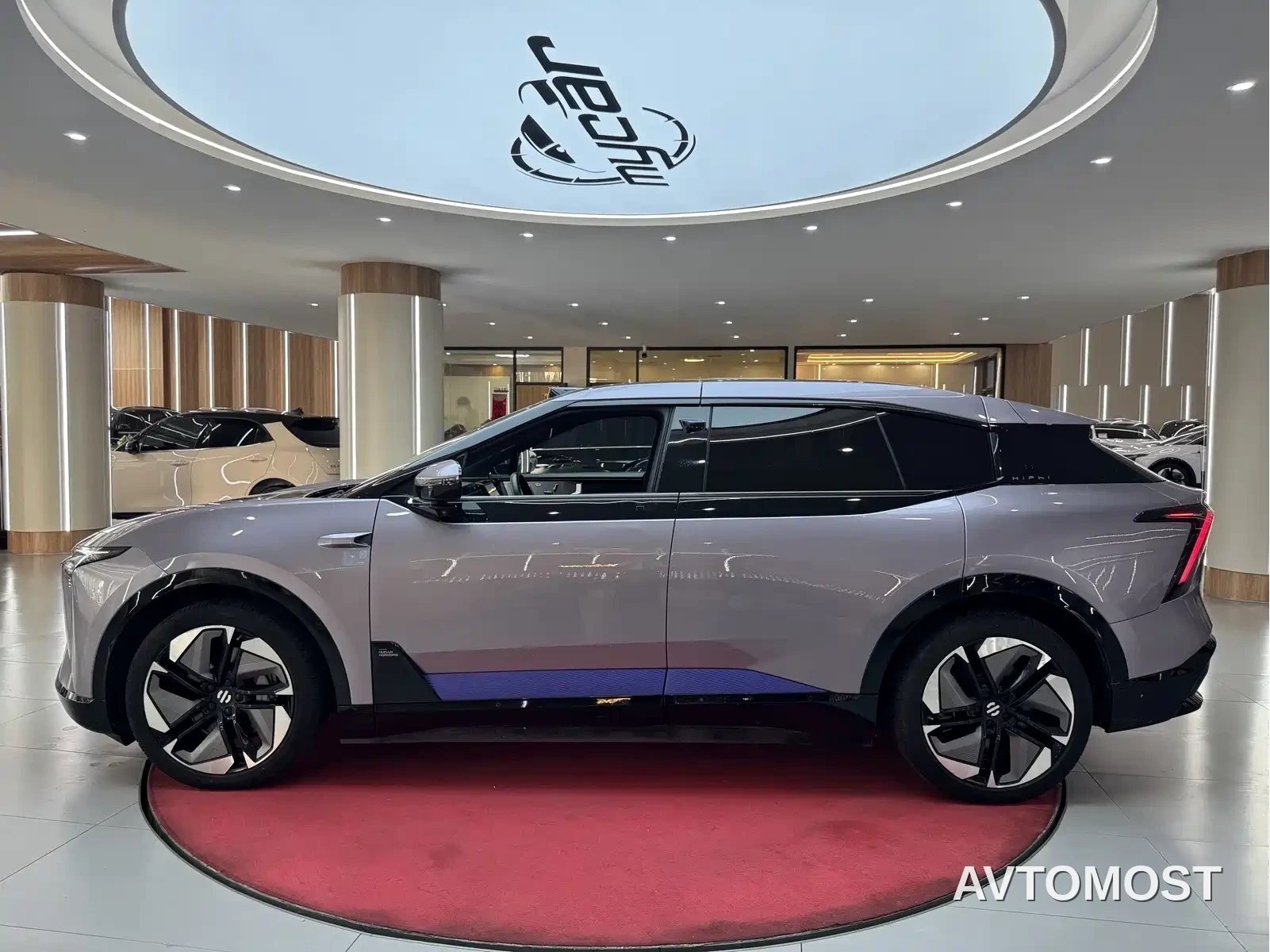 HiPhi Y 2023 560km Pioneer Edition — фото 8