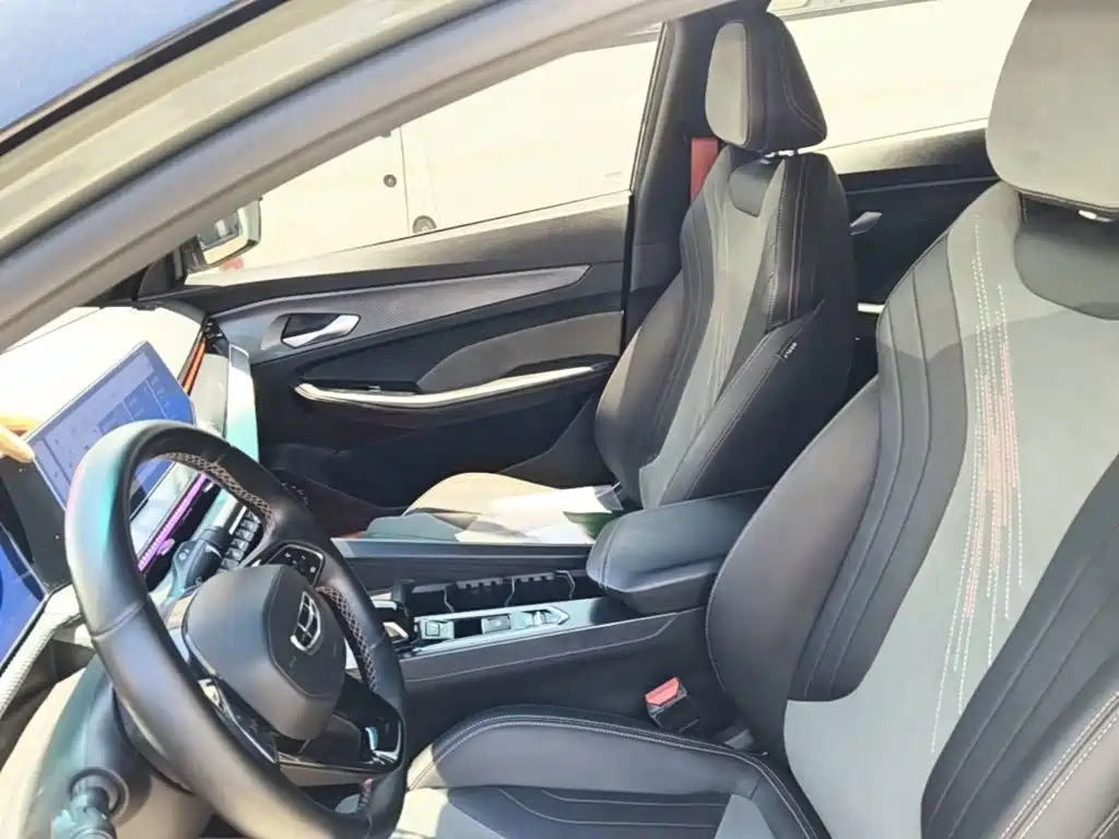 Geely Binrui 2022 Binrui COOL 1.5T DCT Lightning Edition — фото 15
