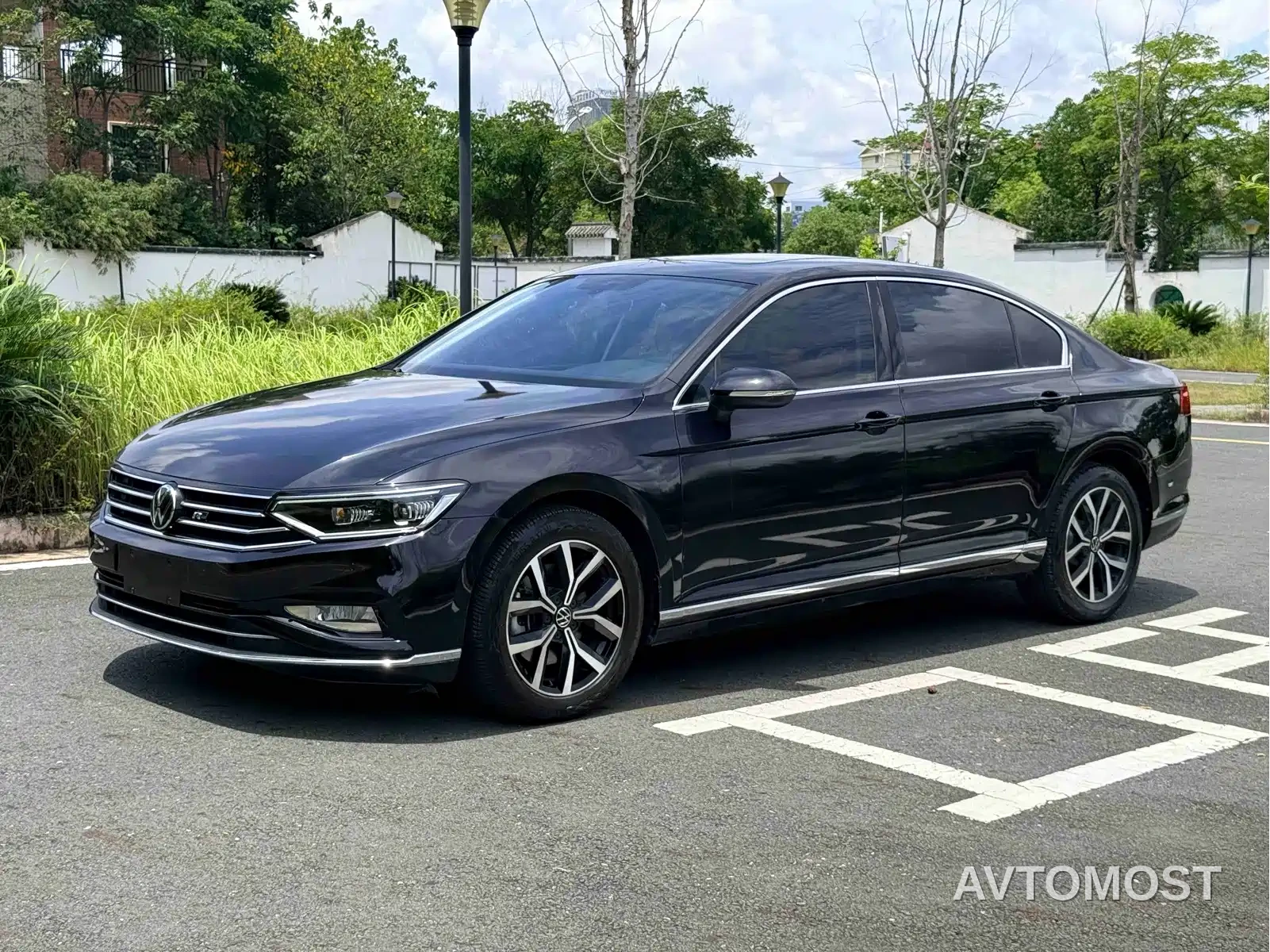 Volkswagen Magotan 2020 330TSI DSG Leading — фото 1