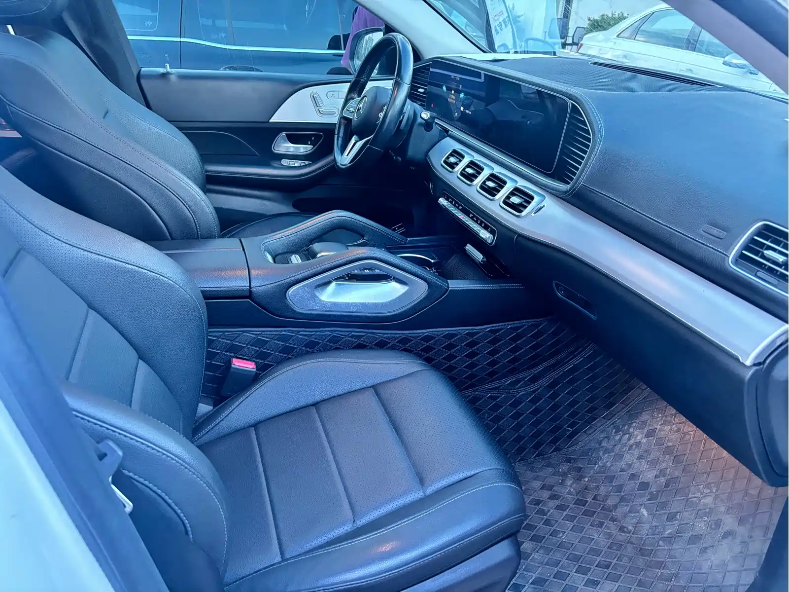 Mercedes-Benz GLE Coupe New Energy 2021 GLE 350 e 4MATIC Coupe SUV — фото 9