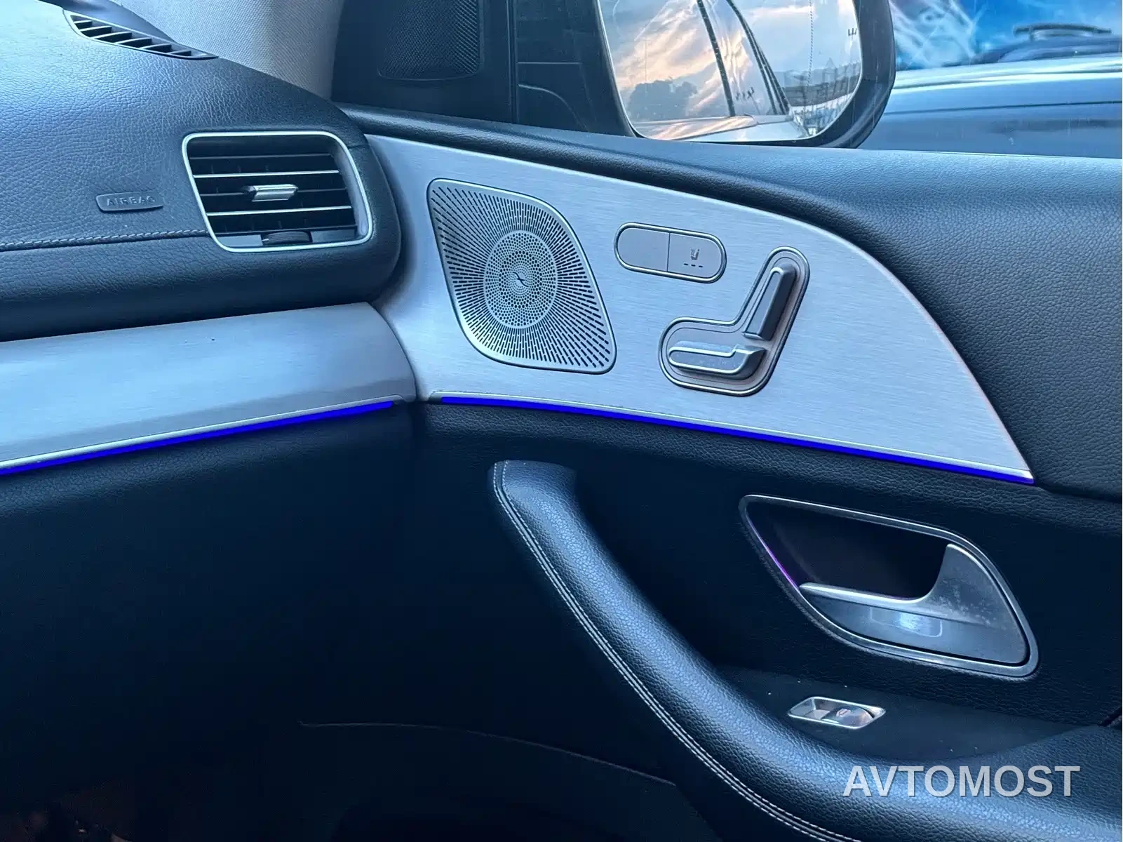 Mercedes-Benz GLE Coupe New Energy 2021 GLE 350 e 4MATIC Coupe SUV — фото 14