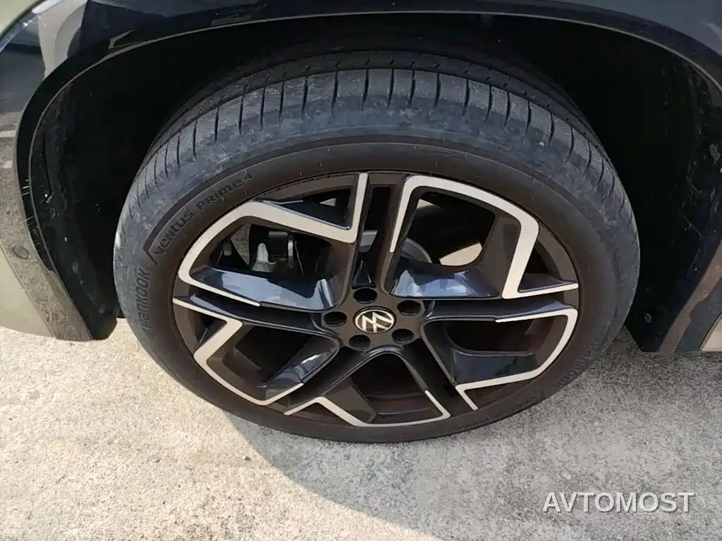 Volkswagen Tayron 2025 Tayron L 380TSI 4WD Luxury — фото 23