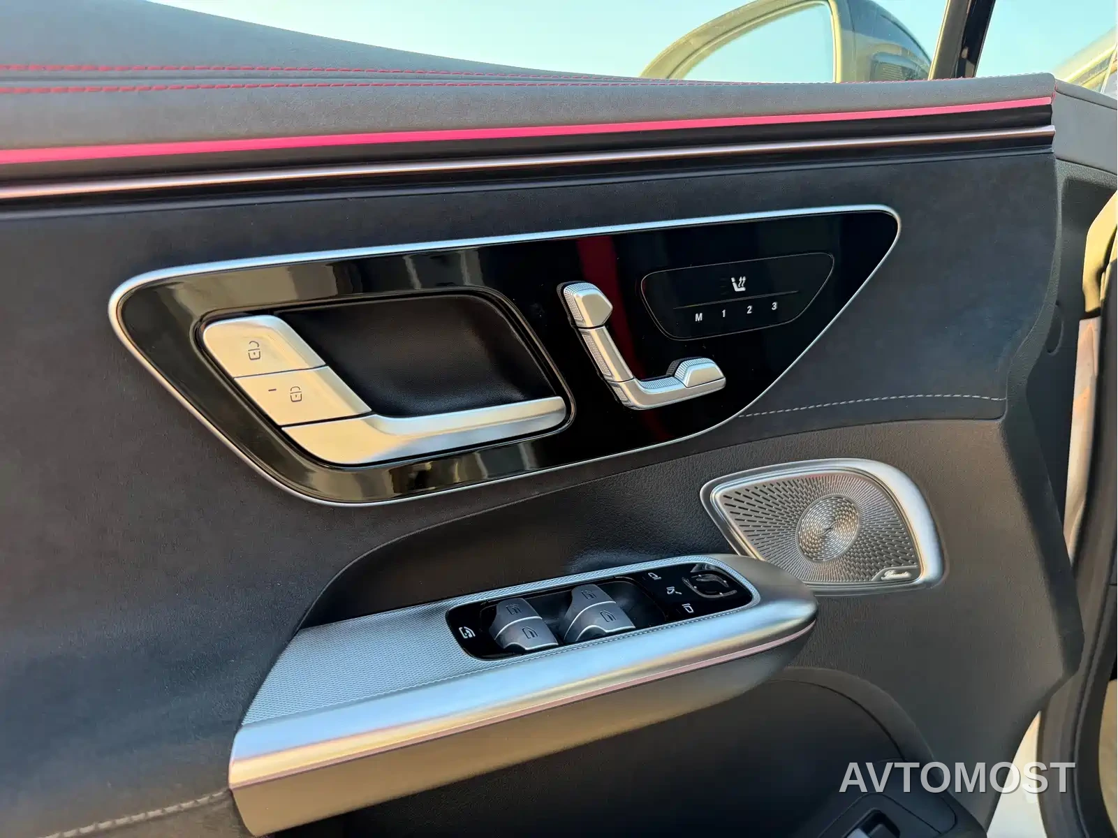 Mercedes-Benz EQE AMG 2023 AMG EQE 53 4MATIC+ — фото 18