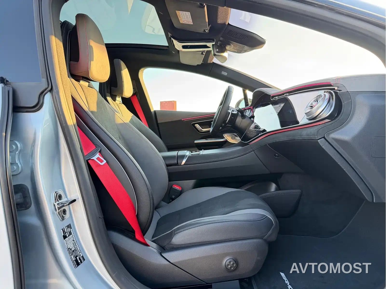 Mercedes-Benz EQE AMG 2023 AMG EQE 53 4MATIC+ — фото 35