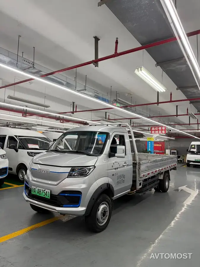 SRM Xinyuan T5L EV 2024 Model Urban Version 3.8m Flatbed Truck Standard 55.7kWh