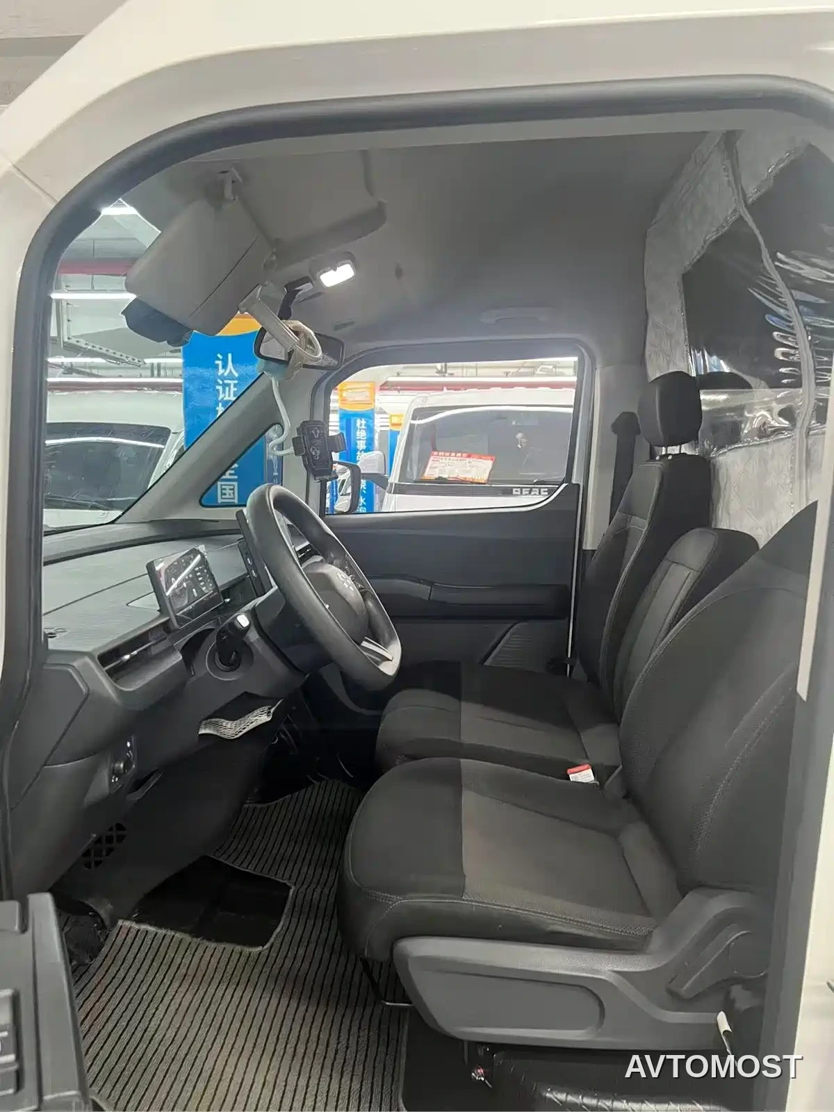 Kaven Auto Lefu 2025 LeFu PLUS Smooth Ride Edition (Fu Version with Clear Windows) CATL 66.67KWh — фото 10