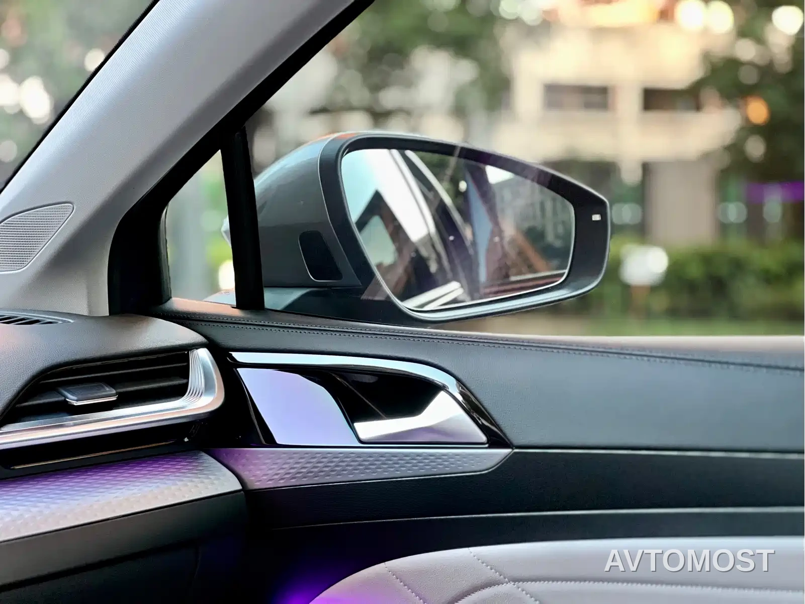 Volkswagen ID.6 X 2022 Smart Long Range Edition — фото 12