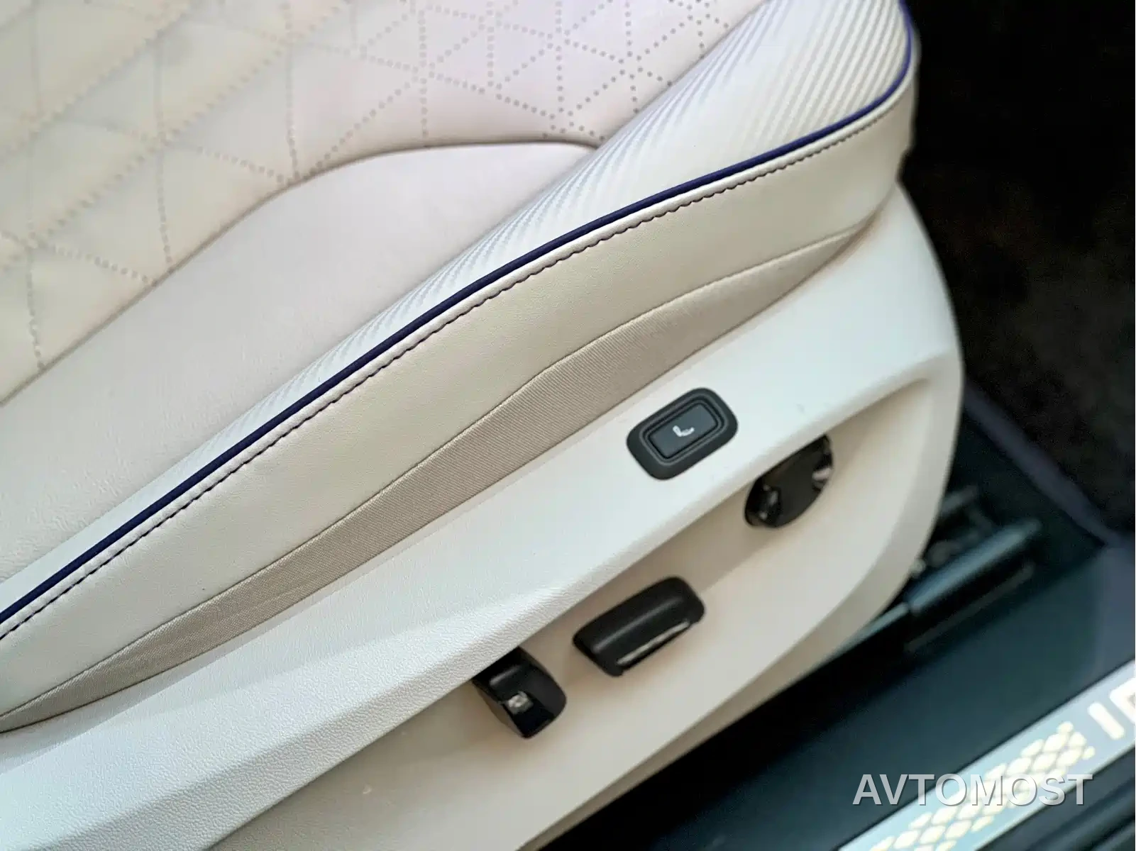 Volkswagen ID.6 X 2022 Smart Long Range Edition — фото 15