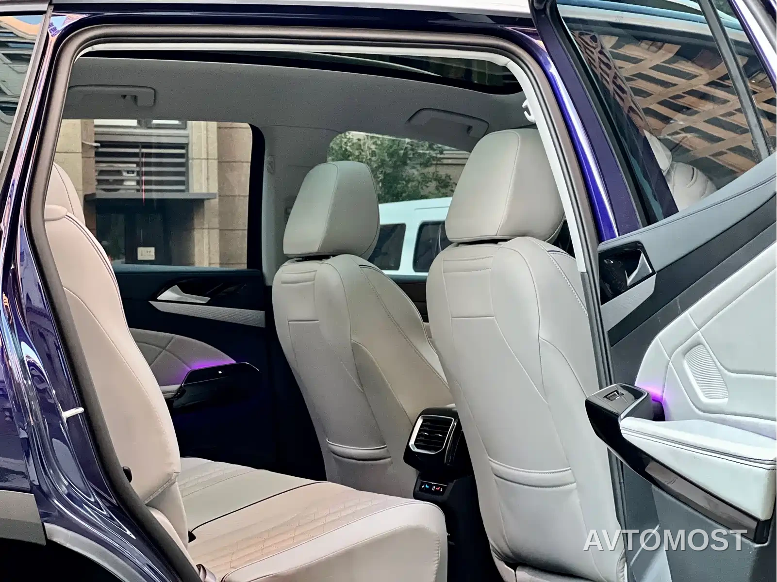 Volkswagen ID.6 X 2022 Smart Long Range Edition — фото 18