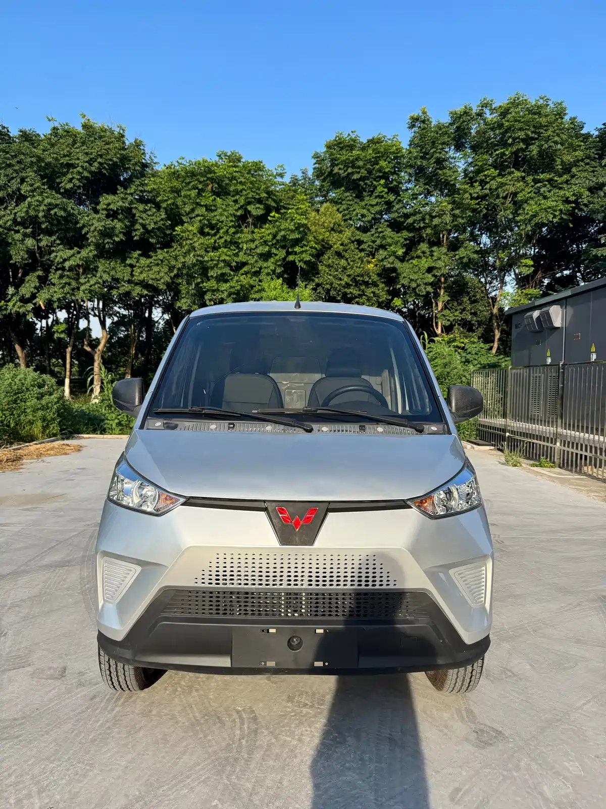 Wuling EV50 2021 Van Logistics Vehicle with Lishen 41.6kWh Tongyu Electronic Control — фото 2