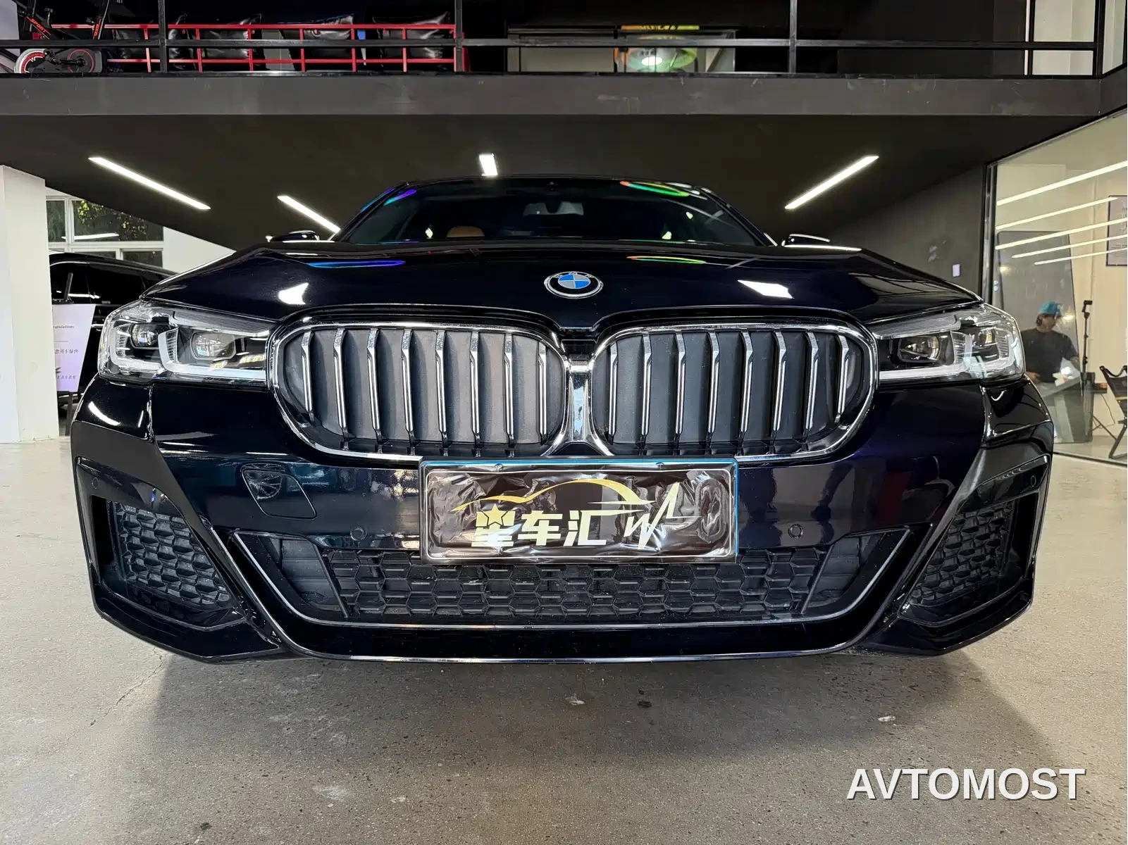 BMW 5 Series (Import) 2022 Facelift 525i M Sport Package — фото 2