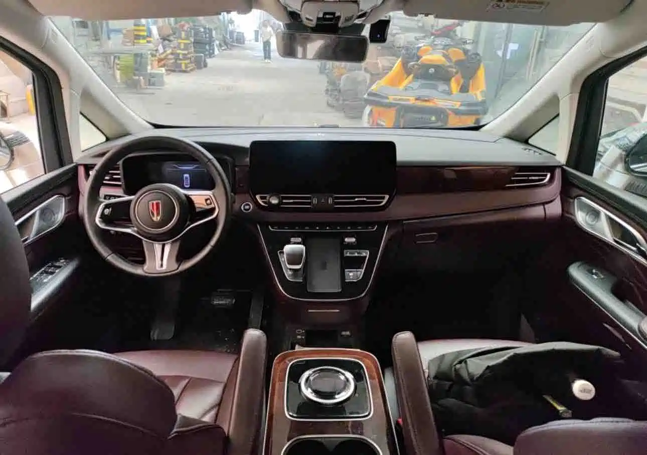 Hongqi HQ9 2023 2.0T Smart Connect Flagship — фото 4