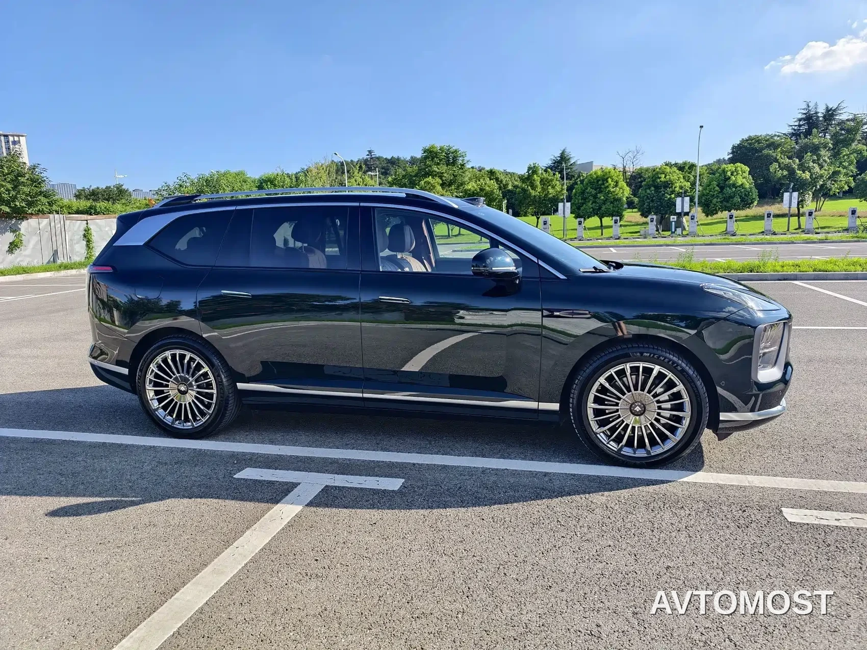 GAC Haobo Hyper HL 2025 Model Revised 350 Max 6-Seater Lidar Version — фото 4
