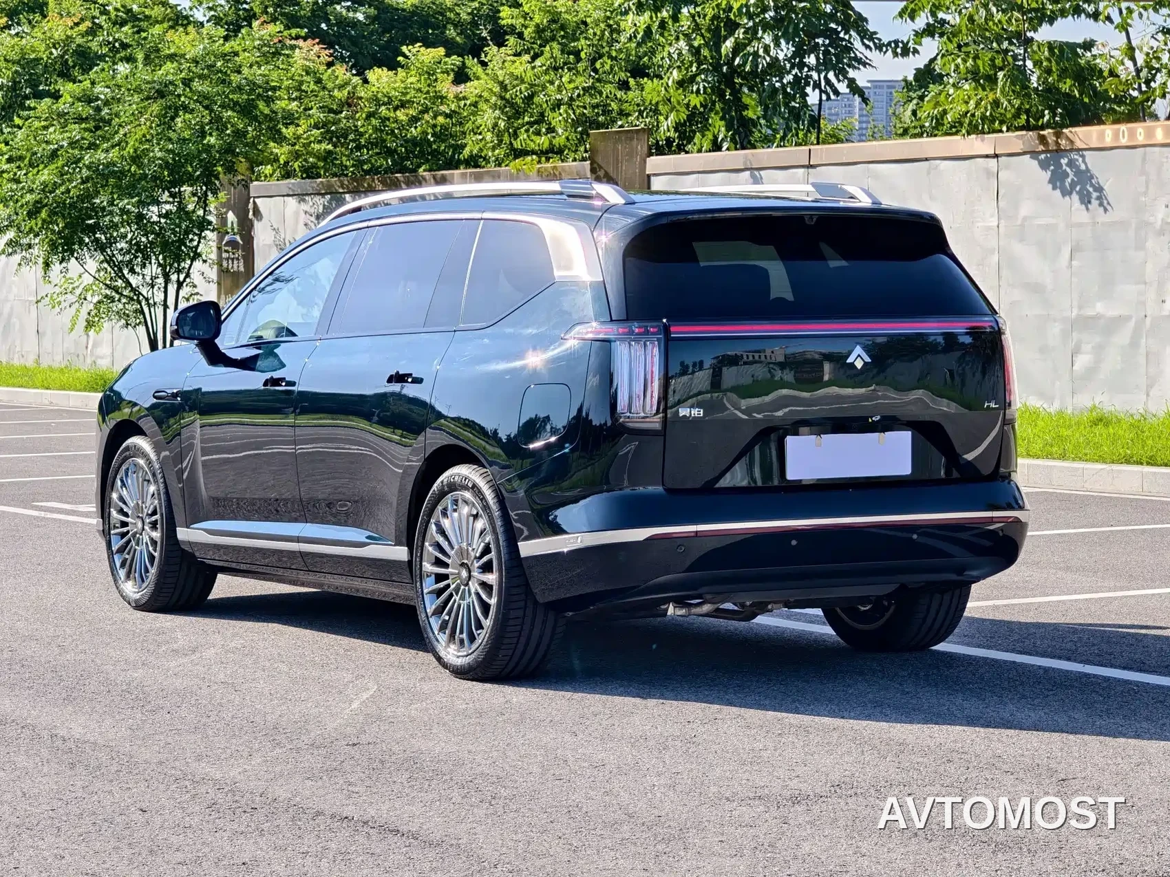 GAC Haobo Hyper HL 2025 Model Revised 350 Max 6-Seater Lidar Version — фото 6