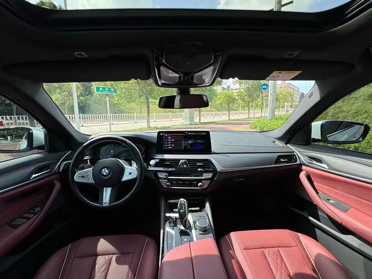 BMW 5 Series 2022 Facelift 530Li Leading M Sport Package — фото 8