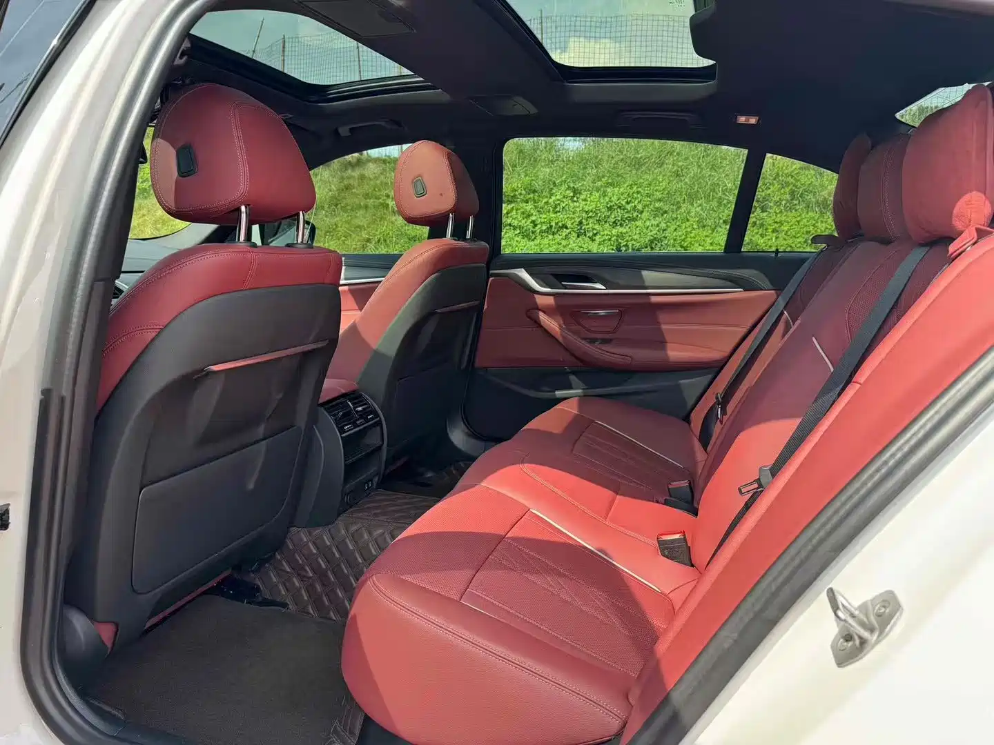 BMW 5 Series 2022 Facelift 530Li Leading M Sport Package — фото 9