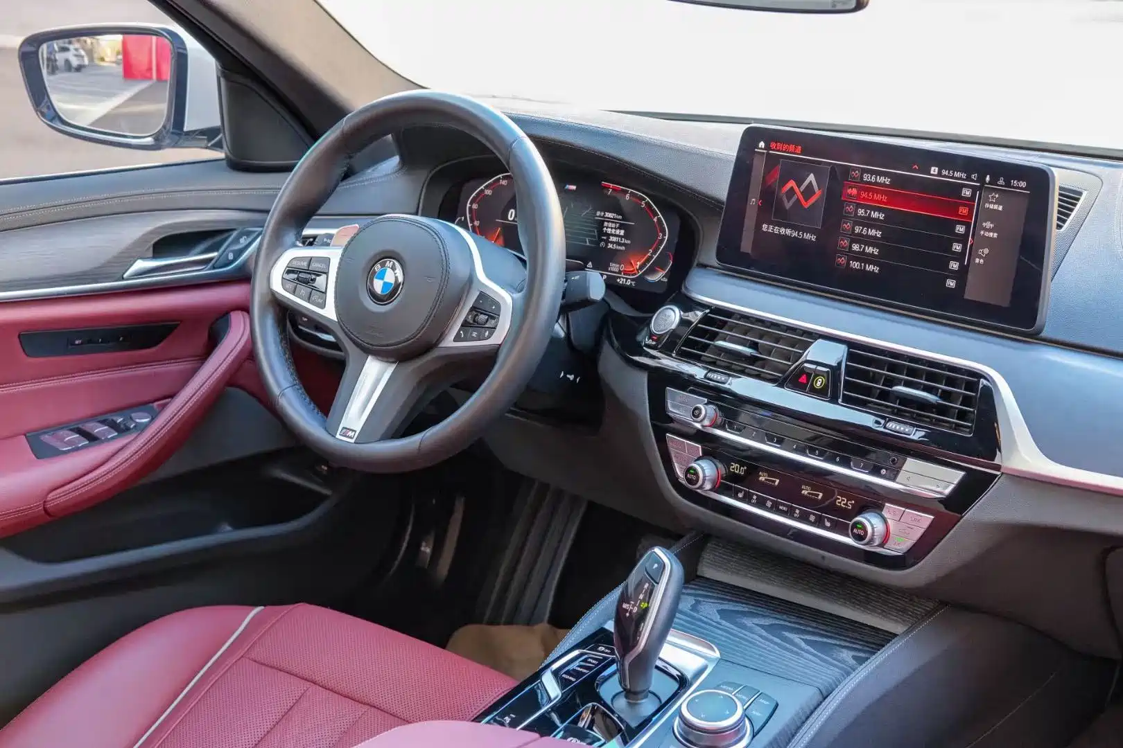 BMW 5 Series 2022 Facelift 530Li Leading M Sport Package — фото 10