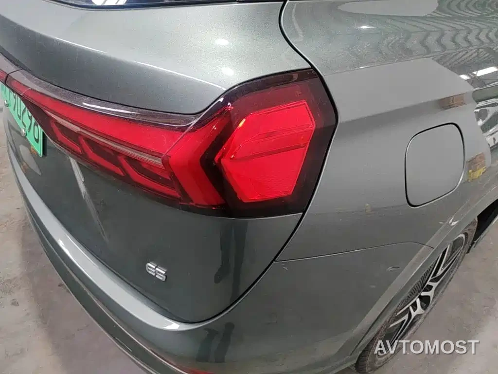 Landian E5 2023 1.5L DE-i 100KM Premium 7-Seater — фото 6