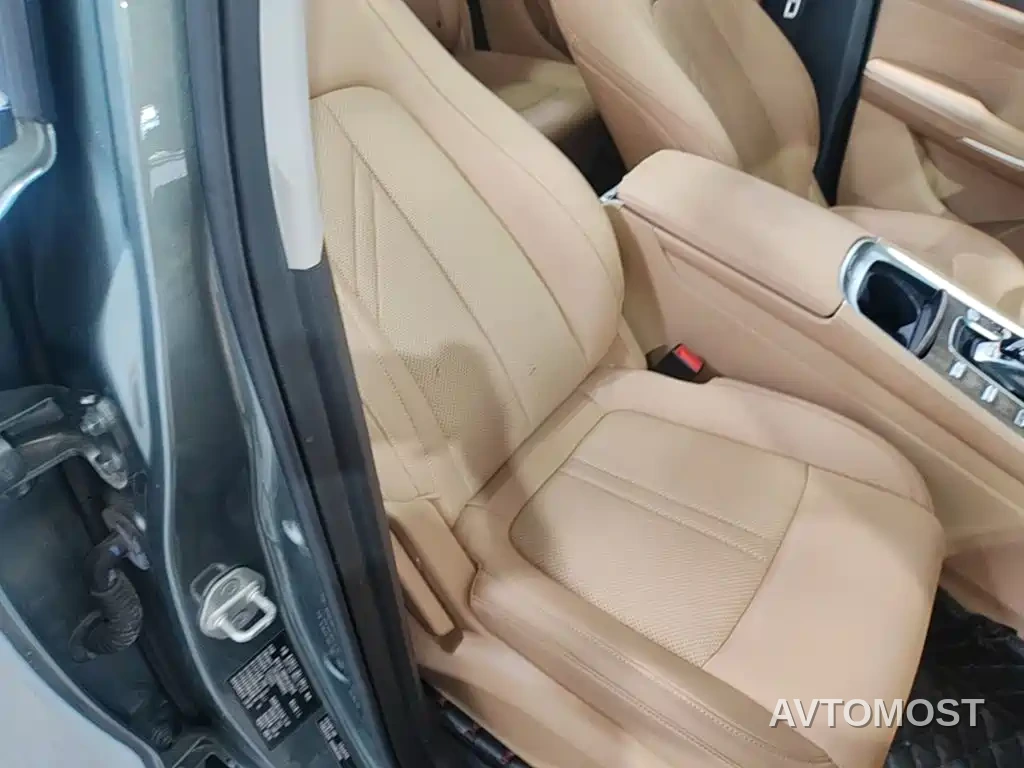 Landian E5 2023 1.5L DE-i 100KM Premium 7-Seater — фото 23