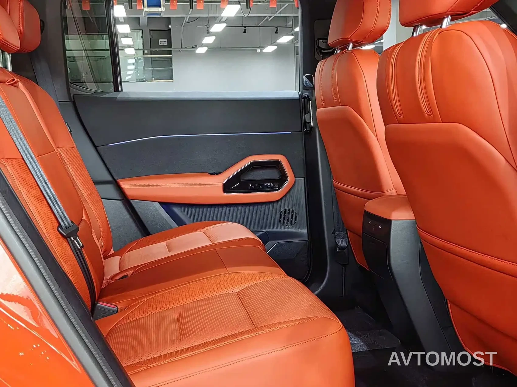 Ford Mustang NEV 2025 Plug-in Range Extender Hybrid — фото 11